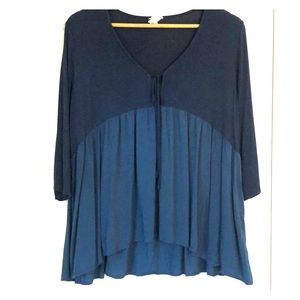 Peacock colored Knit top